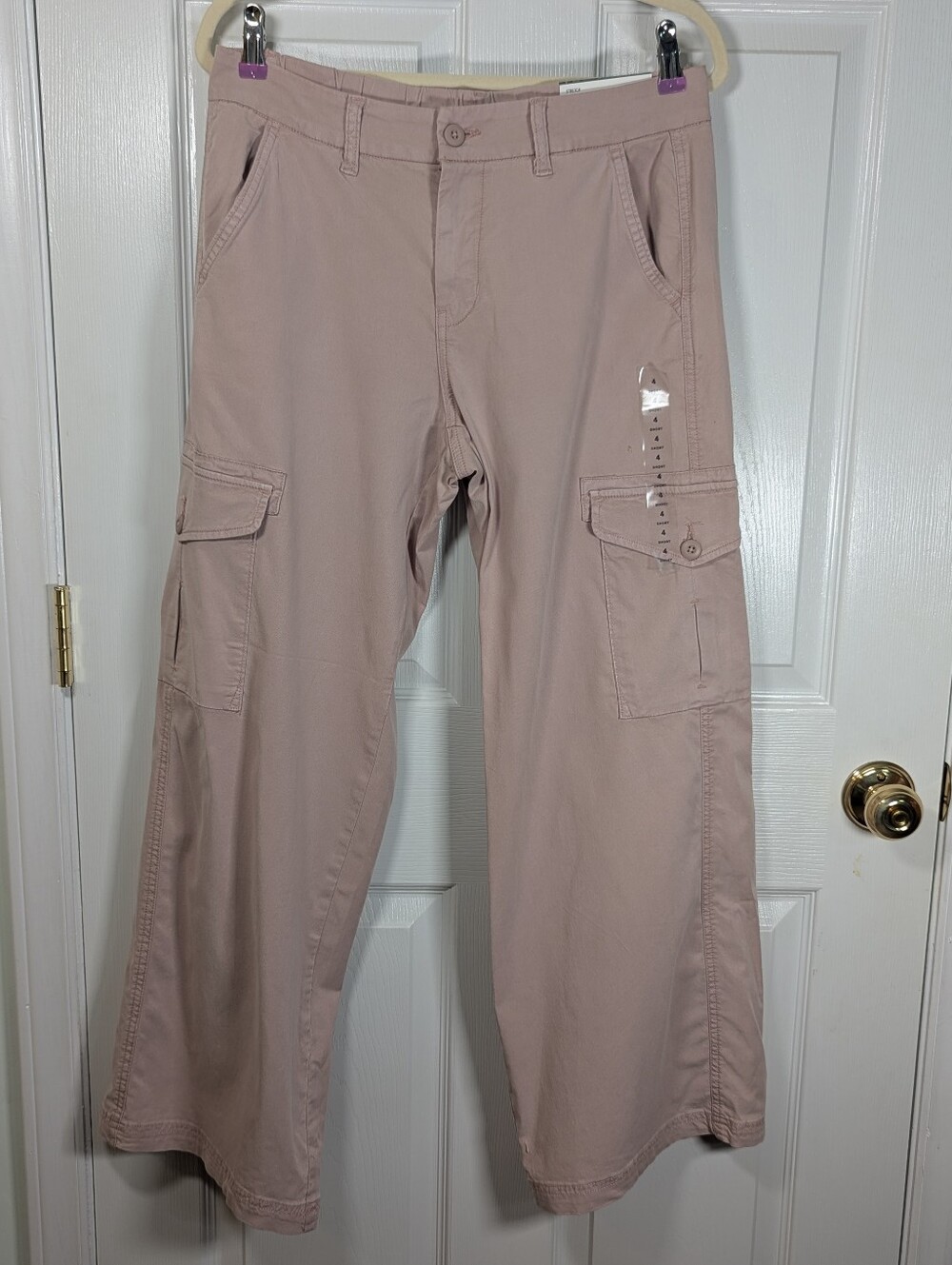 American Eagle Dreamy Drape Cargo Pants Women’s 4 Short Pink Baggy Wide Leg NWT